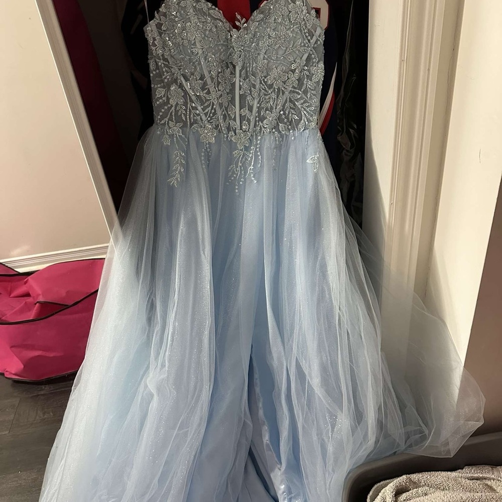 Prom Dress Elegant Light Blue Gown with Floral Embellishments